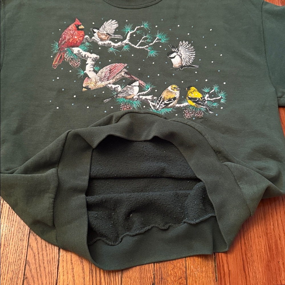 90’s Snowy Birds Vintage Granny Crewneck Sweater - Picture 7 of 11